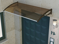 Zadaszenie z aluminiową rynną odpływową na elewacji Zadaszenie z aluminiową rynną odpływową na elewacji